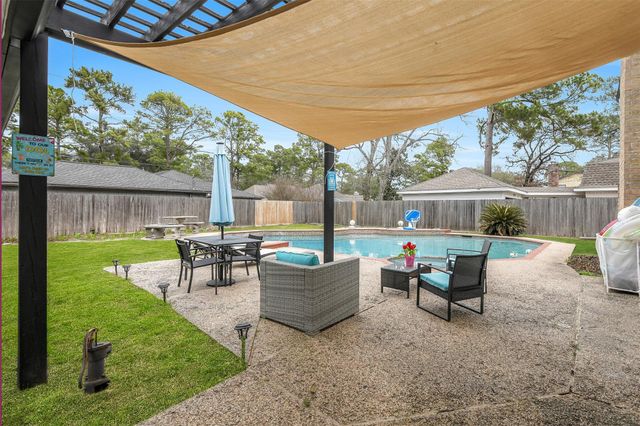 10718 Brentway Drive, Houston, TX 77070