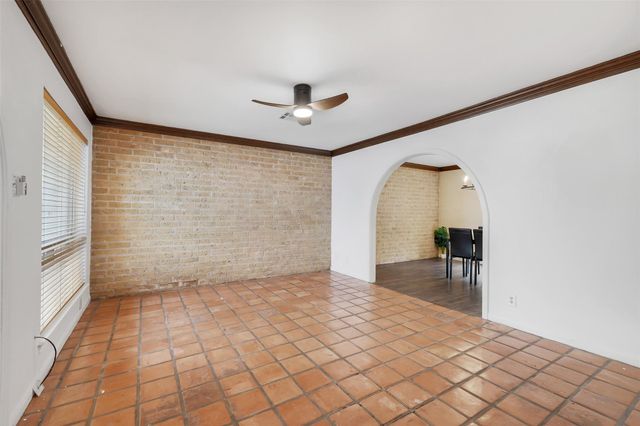 10718 Brentway Drive, Houston, TX 77070