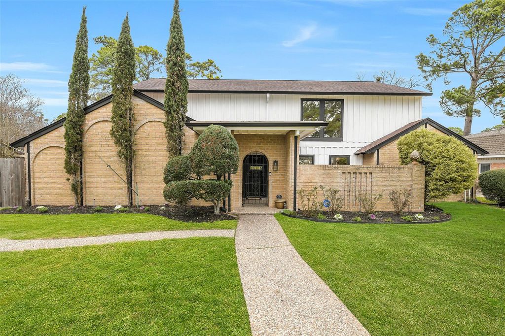 10718 Brentway Drive, Houston, TX 77070