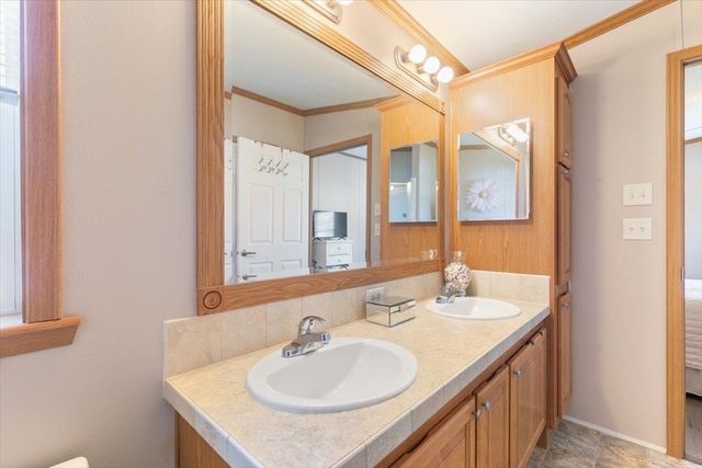 30 Hagop Road, Salem, NH 03079