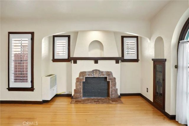 8465 San Carlos Avenue, South Gate, CA 90280