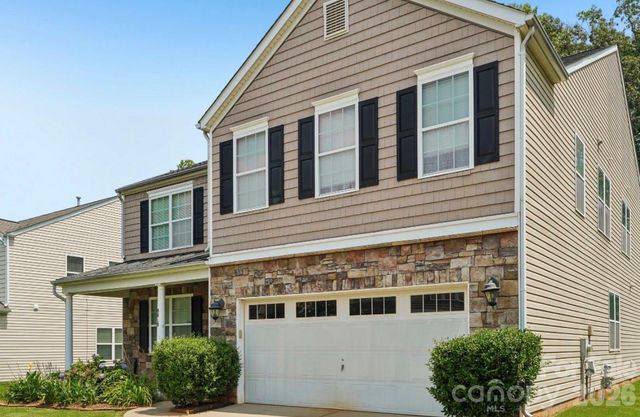 8810 Gray Willow Road, Charlotte, NC 28227