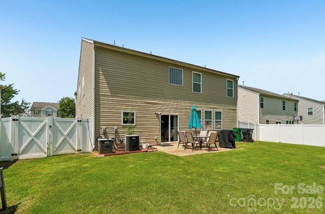 8810 Gray Willow Road, Charlotte, NC 28227