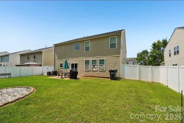 8810 Gray Willow Road, Charlotte, NC 28227
