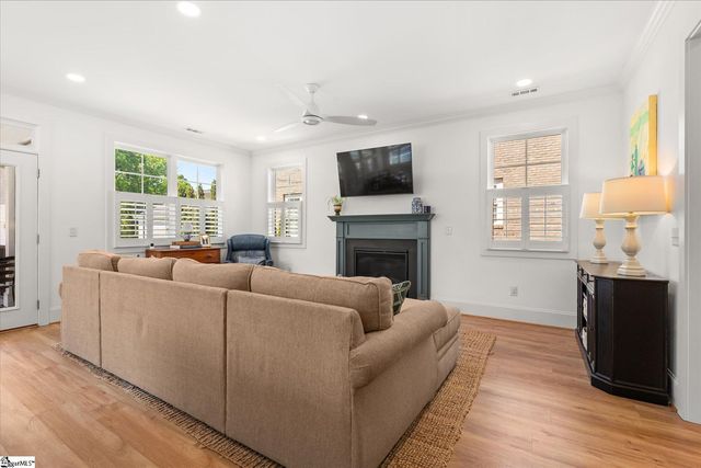 10 Maydell Avenue, Greenville, SC 29607