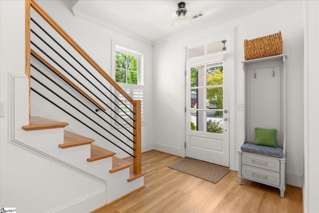 10 Maydell Avenue, Greenville, SC 29607
