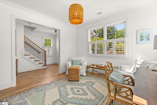 10 Maydell Avenue, Greenville, SC 29607