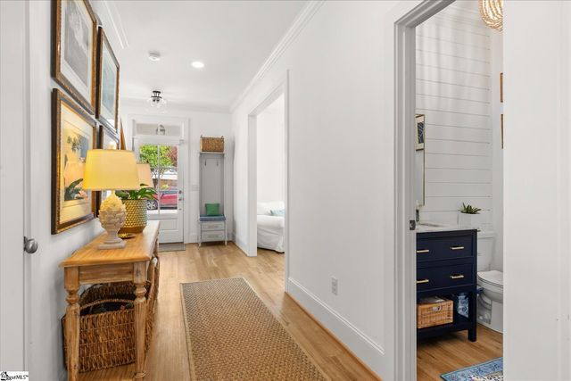 10 Maydell Avenue, Greenville, SC 29607