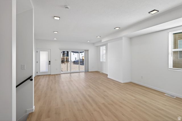 2946 E DESERT SOL CT, Moab, UT 84532