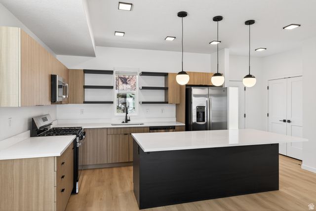 2946 E DESERT SOL CT, Moab, UT 84532