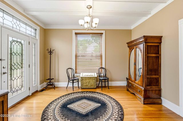 1332 Winter Ave, Louisville, KY 40204