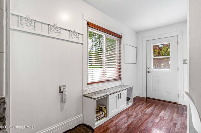 1332 Winter Ave, Louisville, KY 40204