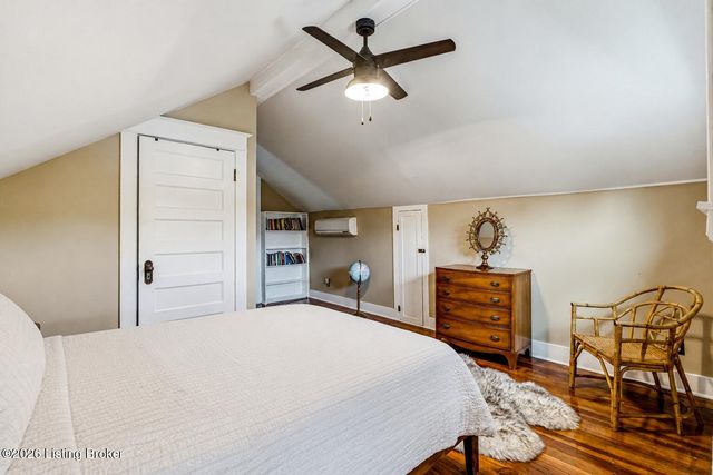 1332 Winter Ave, Louisville, KY 40204