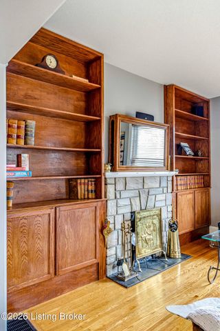 1332 Winter Ave, Louisville, KY 40204