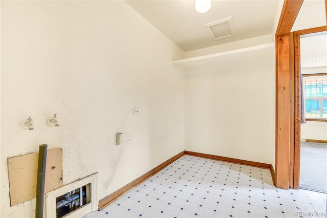 3725 N Jackson Street, Denver, CO 80205