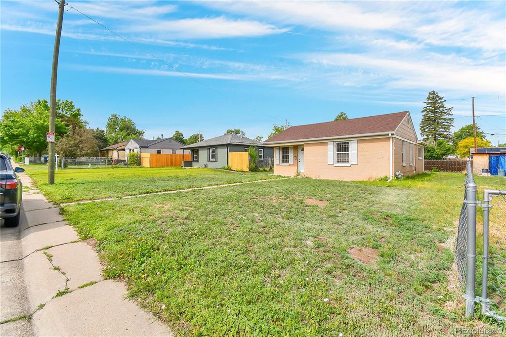 3725 N Jackson Street, Denver, CO 80205