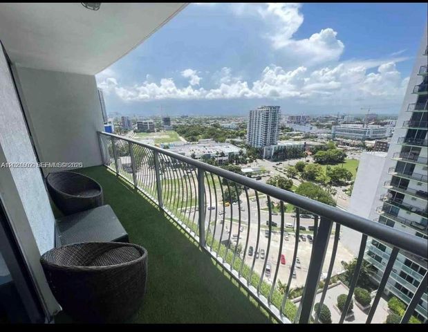 1750 N Bayshore Dr 2211, Miami, FL 33132