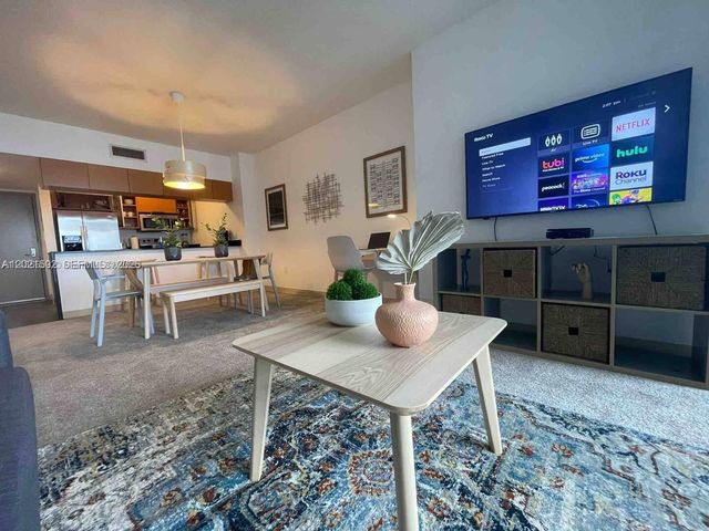 1750 N Bayshore Dr 2211, Miami, FL 33132