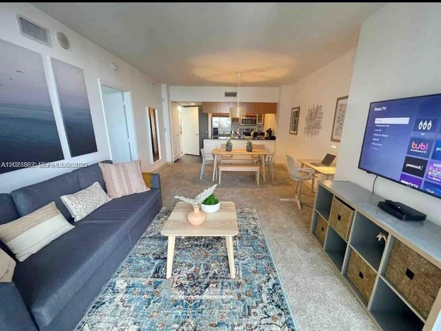 1750 N Bayshore Dr 2211, Miami, FL 33132