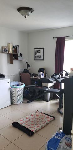 7220 SW 94th Pl G2, Miami, FL 33173