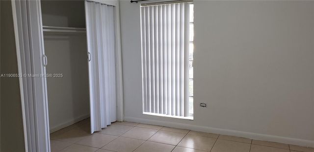 7220 SW 94th Pl G2, Miami, FL 33173