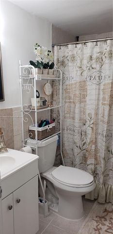 7220 SW 94th Pl G2, Miami, FL 33173