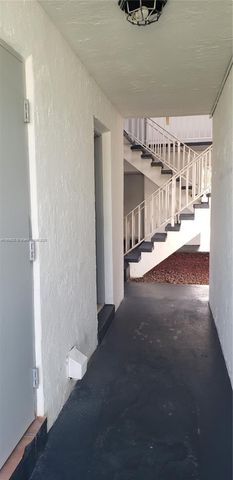 7220 SW 94th Pl G2, Miami, FL 33173