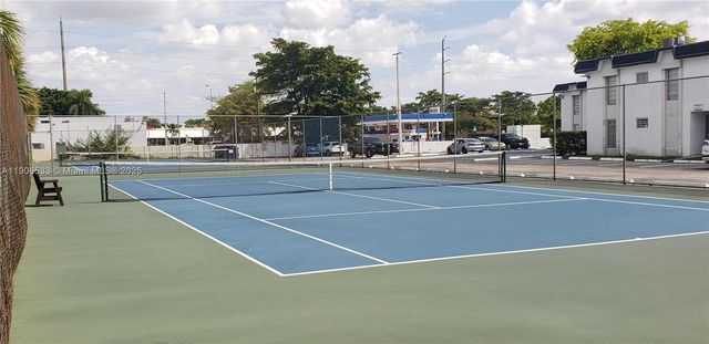 7220 SW 94th Pl G2, Miami, FL 33173