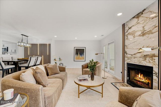 34 Portland Place, Morganville, NJ 07751