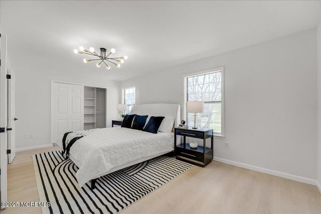 34 Portland Place, Morganville, NJ 07751