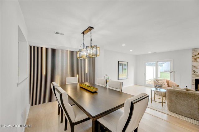 34 Portland Place, Morganville, NJ 07751