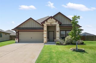152 Beth Ann LOOP, Taylor, TX 76574