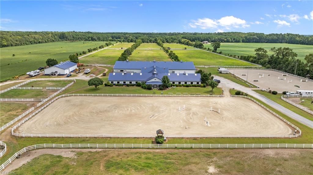 1924 Sanderson RD, Chesapeake, VA 23322