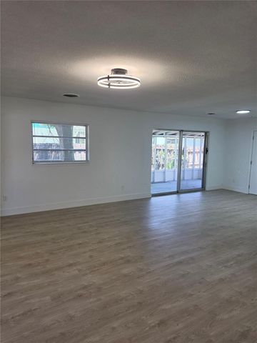 640 WESTWARD CIRCLE, Daytona Beach, FL 32117