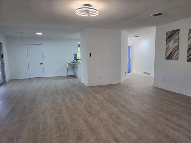 640 WESTWARD CIRCLE, Daytona Beach, FL 32117