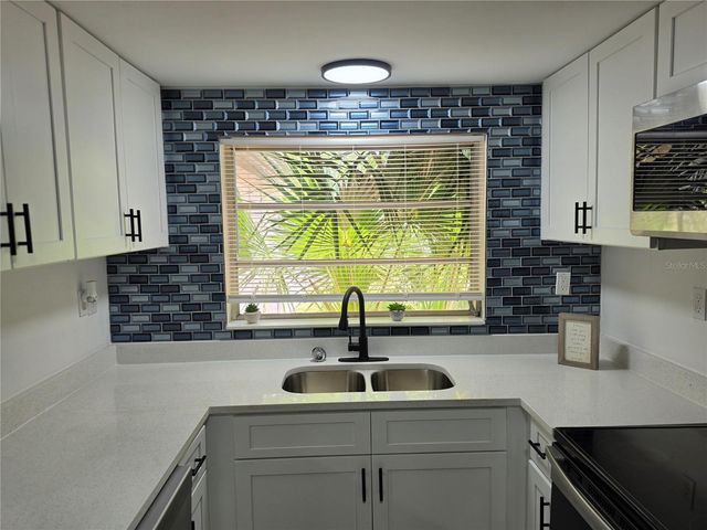 640 WESTWARD CIRCLE, Daytona Beach, FL 32117