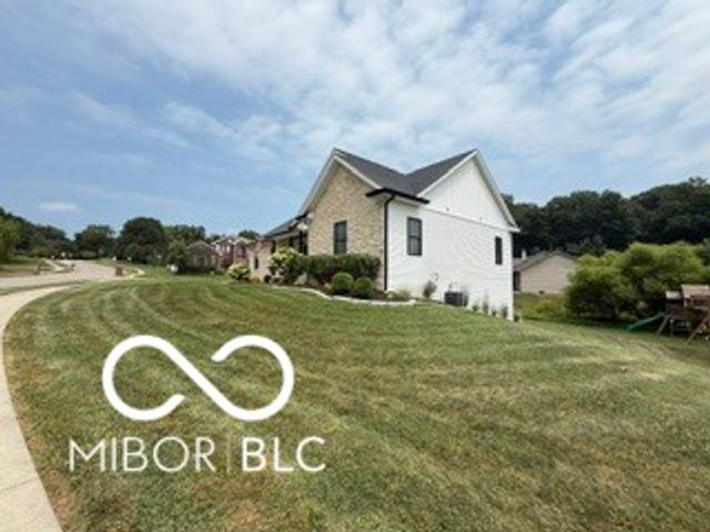 860 N Abigail Lane, Ellettsville, IN 47429