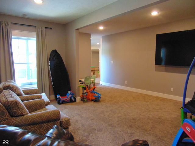 860 N Abigail Lane, Ellettsville, IN 47429