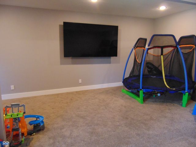 860 N Abigail Lane, Ellettsville, IN 47429