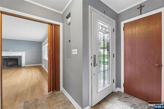 192 Rensselaer Road, Essex Fells, NJ 07021