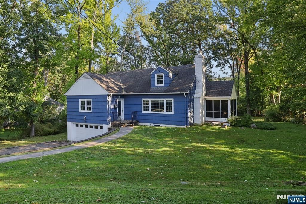 192 Rensselaer Road, Essex Fells, NJ 07021