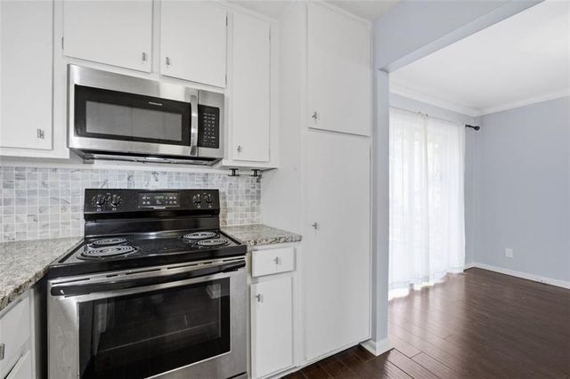 4266 Roswell NE Road E4, Atlanta, GA 30342