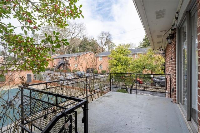 4266 Roswell NE Road E4, Atlanta, GA 30342