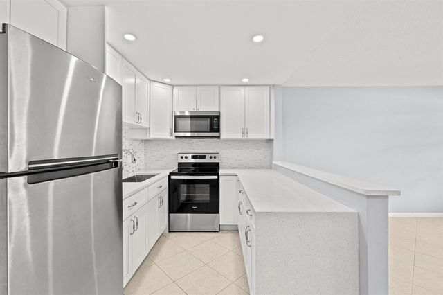 273 Prescott N, Deerfield Beach, FL 33442