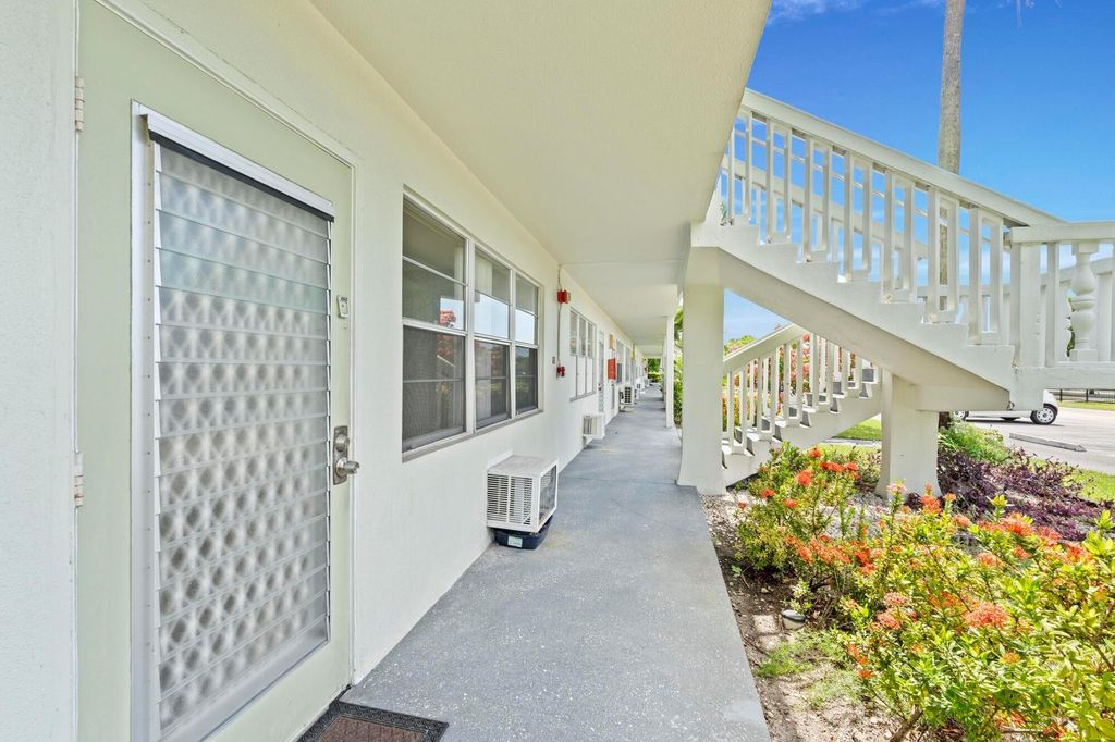 273 Prescott N, Deerfield Beach, FL 33442