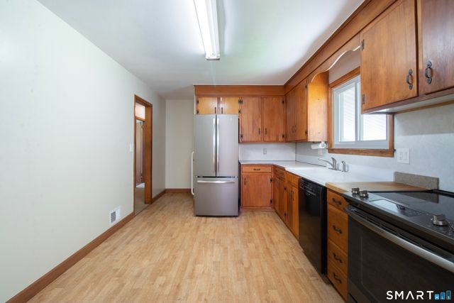 571 Avon Drive, Orange, CT 06477