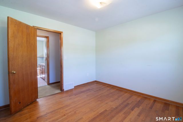 571 Avon Drive, Orange, CT 06477