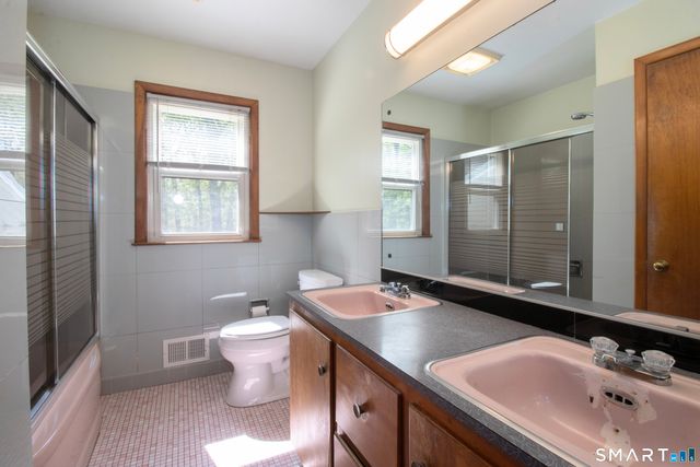 571 Avon Drive, Orange, CT 06477