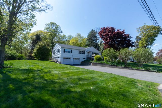 571 Avon Drive, Orange, CT 06477
