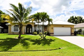1609 SE Ridgewood Street, Port St Lucie, FL 34952